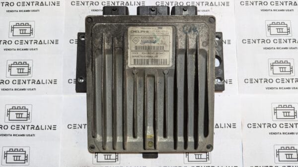 Centralina motore Renault Megane 8200334419 8200414354 R0410B024C