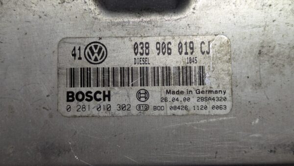 Centralina Motore Volkswagen Golf 1.9 Tdi 038906019CJ 0281010302 - immagine 3