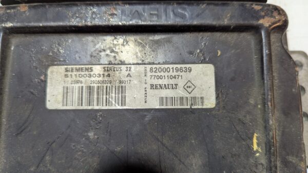Centralina Motore Renault S110030314A 8200019639 7700110471 - immagine 2