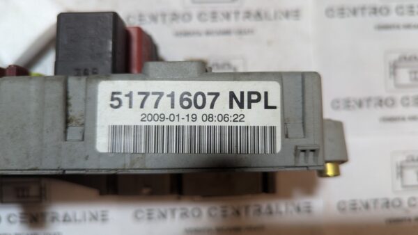 Scatola Porta Fusibili Fiat Lancia 46520600 51771607 - immagine 4